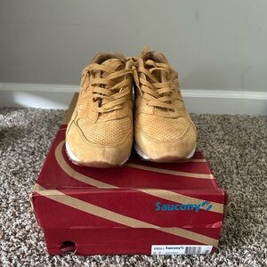 Saucony Shadow 6000 ‘Whiskey’ Irish Coffee Pack